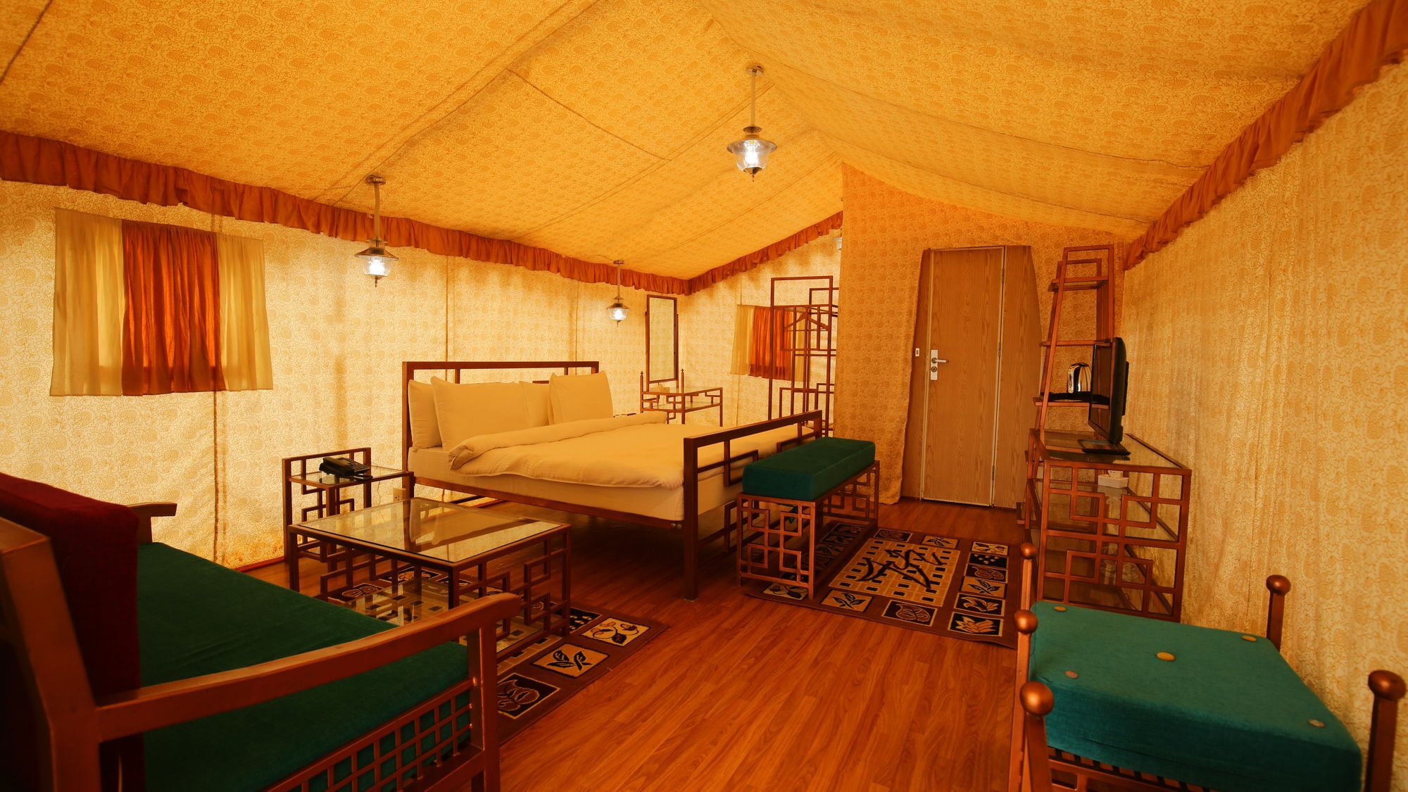 The Swiss Village Resort 奈尼塔尔 外观 照片