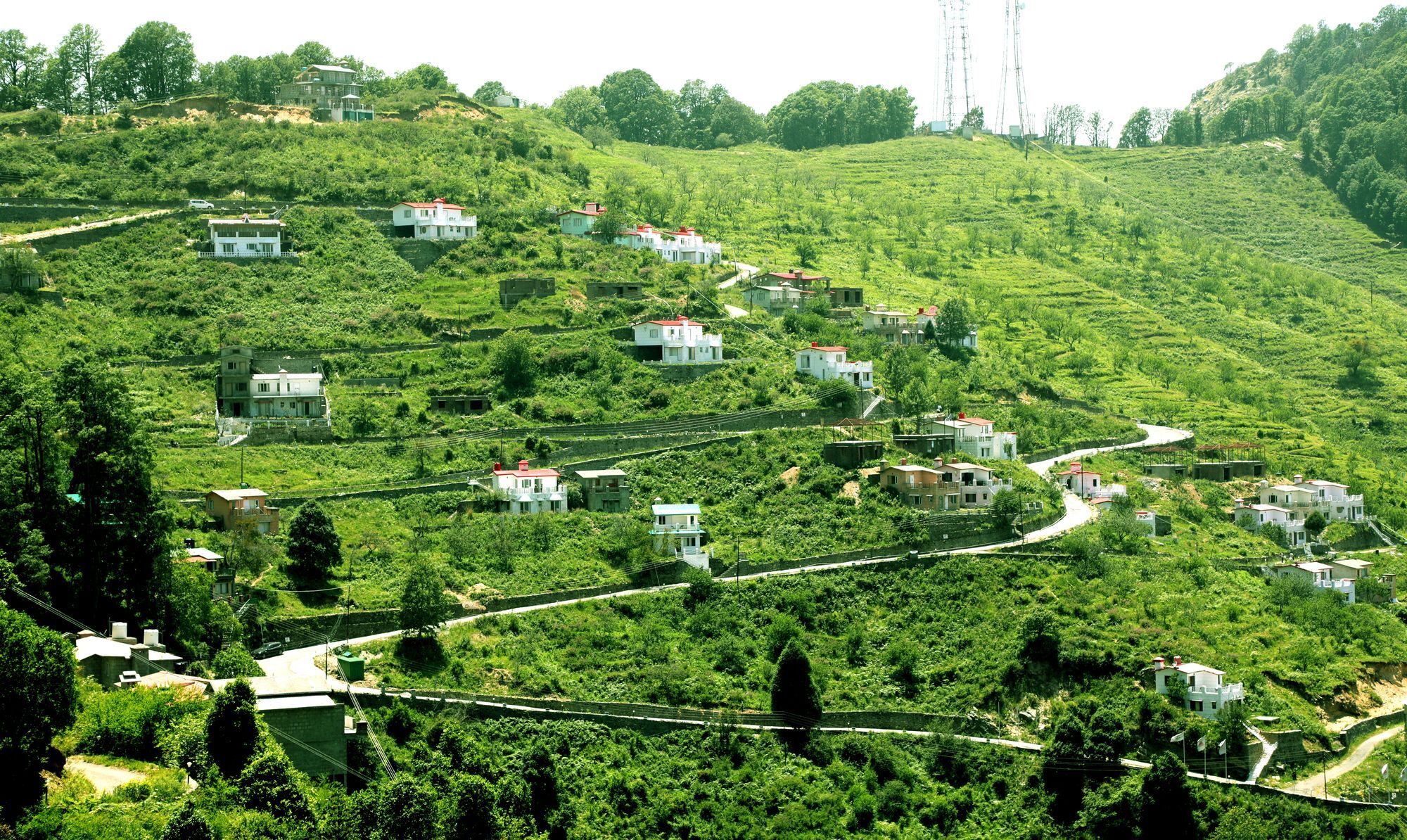 The Swiss Village Resort 奈尼塔尔 外观 照片